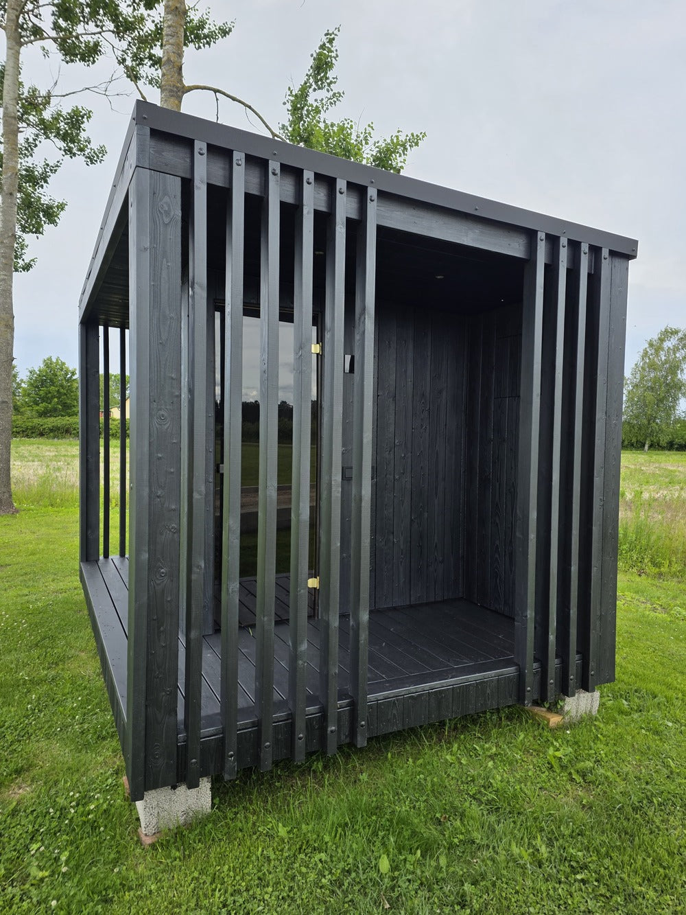 Luxury Outdoor Sauna - Northern European Craftsmanship (Made to Order)