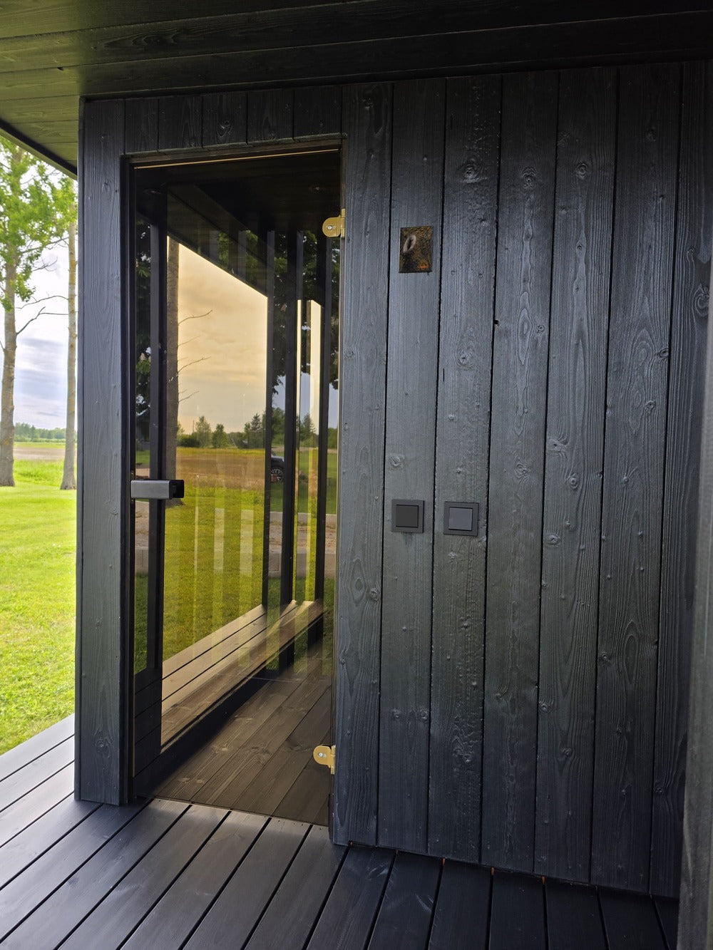 Luxury Outdoor Sauna - Northern European Craftsmanship (Made to Order)